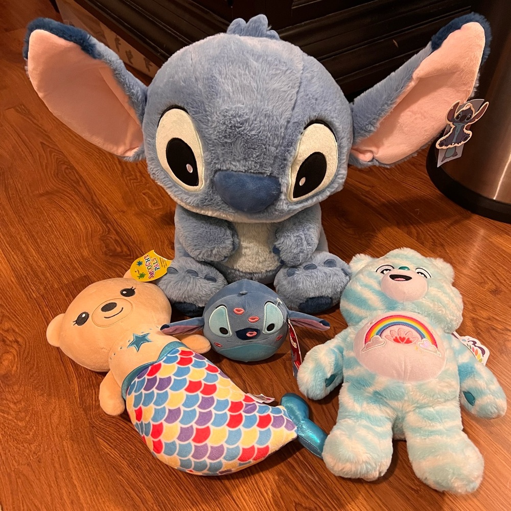 Plush Toy Set- NWT